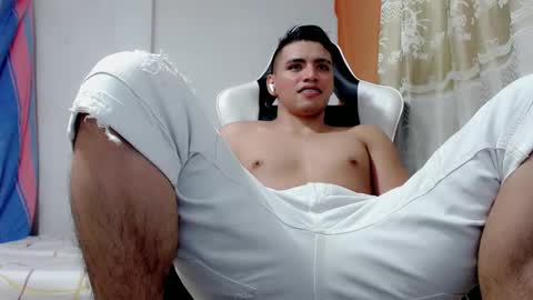 Snapshot of bergon30 chatting on 10, 3, 2025 Bergon77 online show from 10, 3, 2025