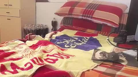 berlinerbaer1963 online show from 12, 9, 2025