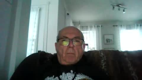 bernard1102 online show from 17, 2, 2026