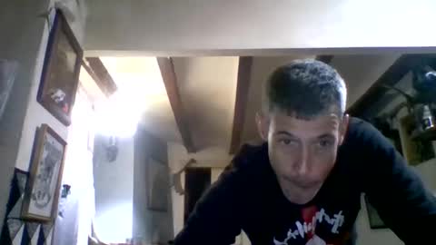 Snapshot of bernichaos77 chatting on 22, 12, 2025 bernichaos77 online show from 22, 12, 2025