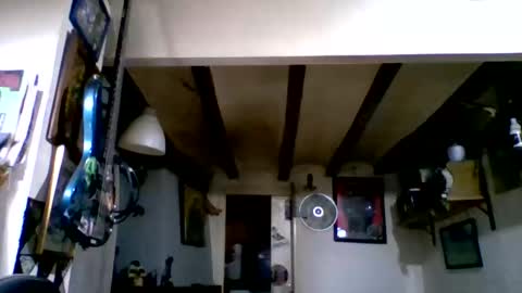 Snapshot of bernichaos77 chatting on 5, 4, 2026 bernichaos77 online show from 5, 4, 2026