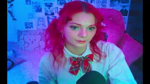 Snapshot of berriekitten chatting on 1, 11, 2025 BerrieKitten online show from 1, 11, 2025