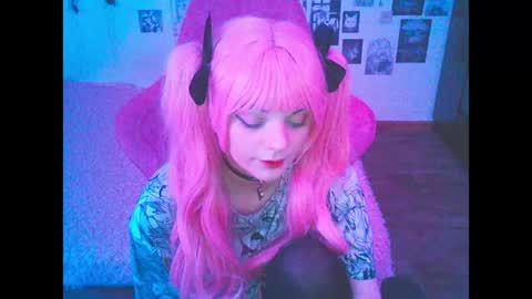 Snapshot of berriekitten chatting on 17, 5, 2026 BerrieKitten online show from 17, 5, 2026
