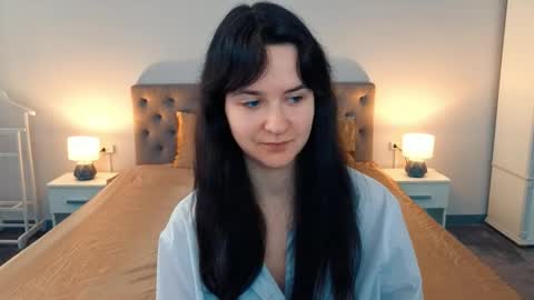 Snapshot of berrydiva chatting on 3, 4, 2026 Violette online show from 3, 4, 2026