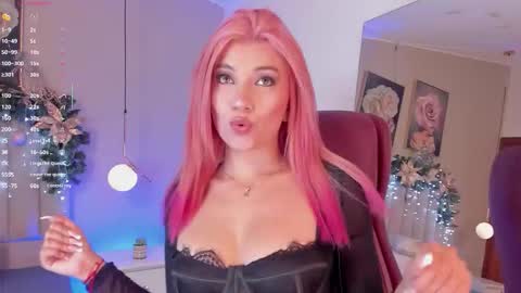 Snapshot of bestfamily chatting on 26, 11, 2025 Marilee online show from 26, 11, 2025