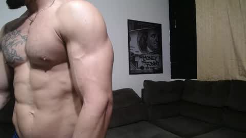 Snapshot of bestmuscle chatting on 16, 5, 2026 bestmuscle online show from 16, 5, 2026