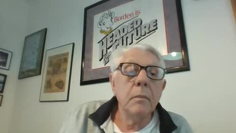 Snapshot of bestshot1951 chatting on 5, 12, 2024 bestshot1951 online show from 5, 12, 2024
