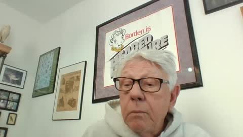 Snapshot of bestshot1951 chatting on 12, 12, 2024 bestshot1951 online show from 12, 12, 2024