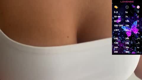 Snapshot of bestteya chatting on 8, 10, 2025 Teya online show from 8, 10, 2025