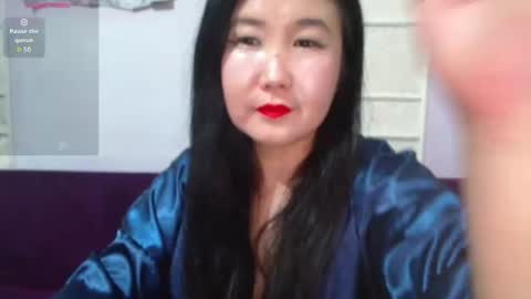 Snapshot of bet_lu chatting on 10, 4, 2026 Bet Lu online show from 10, 4, 2026