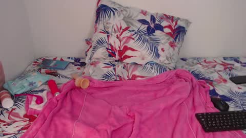 Snapshot of bethany__bigtits4 chatting on 23, 12, 2024 Bethany  bigtits4s room online show from 23, 12, 2024