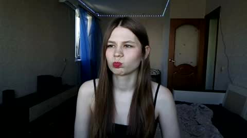 Leila online show from 7, 6, 2026