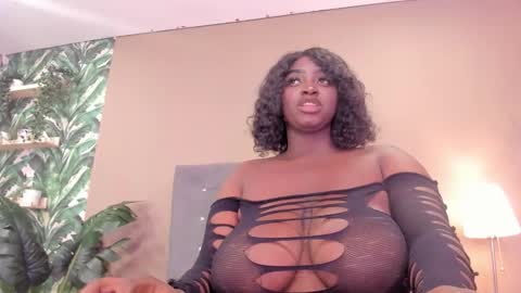 Snapshot of betsybennet chatting on 22, 3, 2026 BETSY online show from 22, 3, 2026