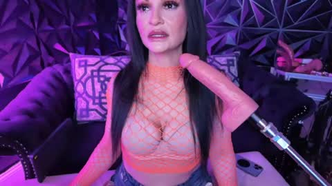 NatashaxoBangs online show from 15, 6, 2026