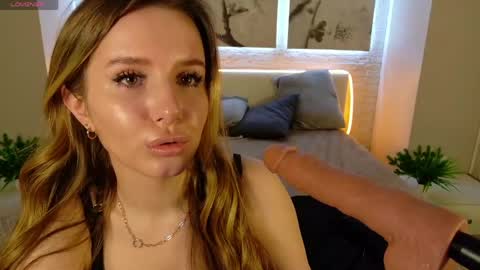 Snapshot of bettyrouse chatting on 23, 3, 2026 Betty online show from 23, 3, 2026