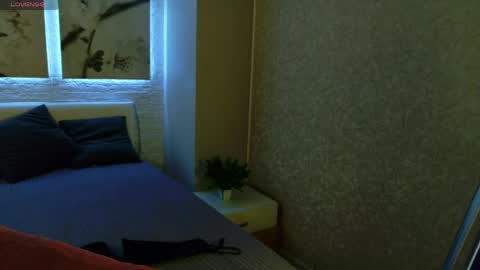 Snapshot of bettyrouse chatting on 25, 3, 2026 Betty online show from 25, 3, 2026