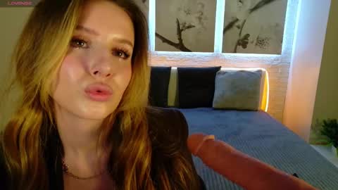 Snapshot of bettyrouse chatting on 26, 3, 2026 Betty online show from 26, 3, 2026