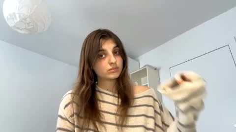 Snapshot of beulahweikert chatting on 30, 4, 2026 Lina online show from 30, 4, 2026
