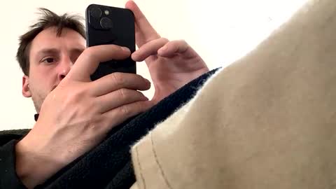 Snapshot of beutlin1234 chatting on 17, 5, 2026 Freshmilk online show from 17, 5, 2026