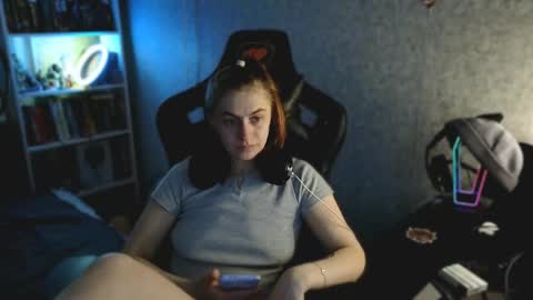 Snapshot of beverly_yay chatting on 24, 4, 2026 beverly_yay online show from 24, 4, 2026