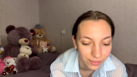 Snapshot of bevvanwoert chatting on 28, 3, 2026 Bella online show from 28, 3, 2026