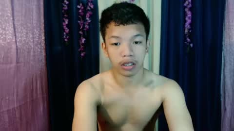 Snapshot of bexyourxman chatting on 5, 2, 2025 Adrian online show from 5, 2, 2025