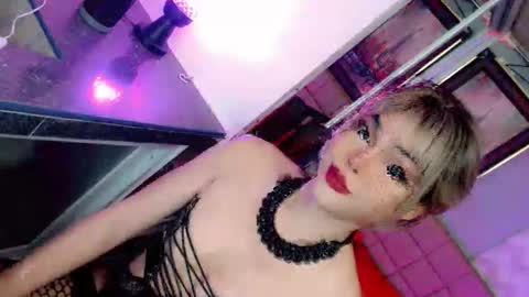 Snapshot of beybidomme chatting on 15, 4, 2026 MISTRESS DOMME online show from 15, 4, 2026