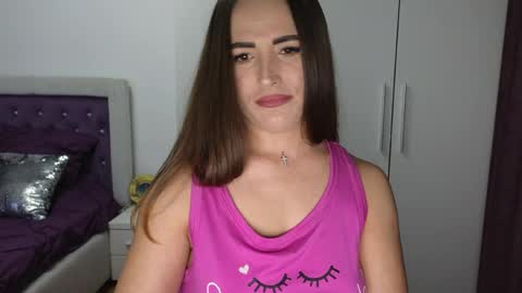 Snapshot of beyoncedoll chatting on 15, 4, 2026 BeyonceDoll Twitter DollBeyonce online show from 15, 4, 2026