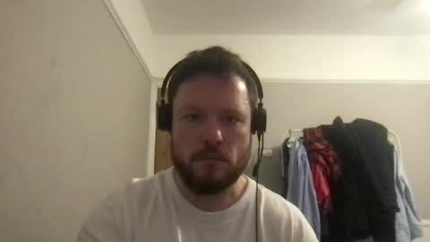 Snapshot of bhm2022 chatting on 16, 10, 2025 bhm2022 online show from 16, 10, 2025