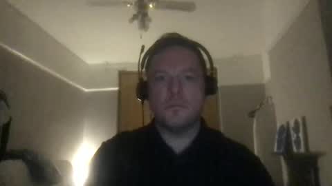 Snapshot of bhm2022 chatting on 14, 11, 2025 bhm2022 online show from 14, 11, 2025