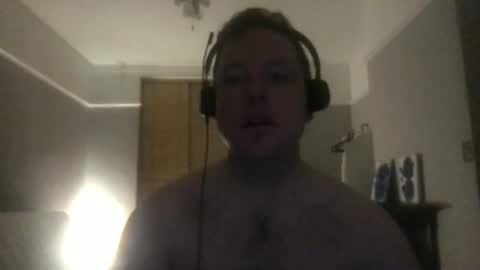 Snapshot of bhm2022 chatting on 16, 11, 2025 bhm2022 online show from 16, 11, 2025