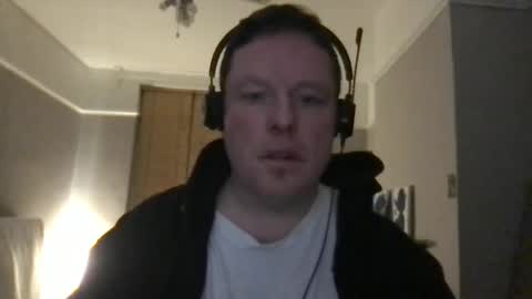 Snapshot of bhm2022 chatting on 20, 11, 2025 bhm2022 online show from 20, 11, 2025