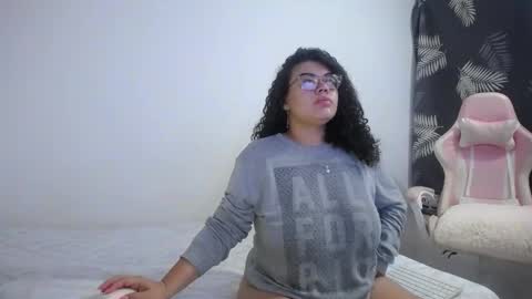 Bianca Tuesday to Sunday from 2am to 6am UTC-5 online show from 11, 11, 2025