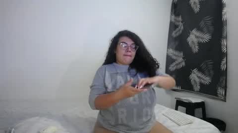 Bianca Tuesday to Sunday from 2am to 6am UTC-5 online show from 9, 4, 2026