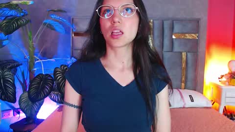 Snapshot of bianca_ks chatting on 20, 11, 2025 Bianca online show from 20, 11, 2025