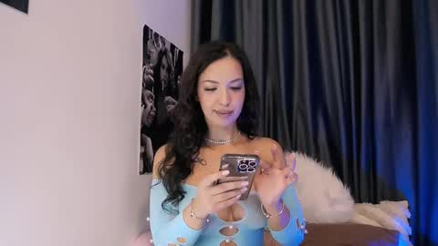 Snapshot of biancaava chatting on 3, 11, 2025 Bianca online show from 3, 11, 2025