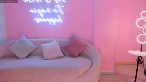 Snapshot of biancapierce_ chatting on 3, 3, 2026 Bianca Pierce online show from 3, 3, 2026