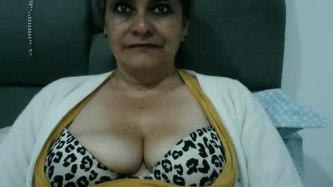 biancasteel online show from 14, 1, 2026