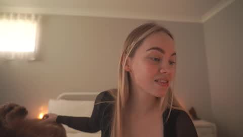 Snapshot of bibi_it_is chatting on 31, 10, 2025 Bibi online show from 31, 10, 2025