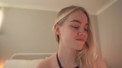 Snapshot of bibi_it_is chatting on 8, 3, 2026 Bibi online show from 8, 3, 2026