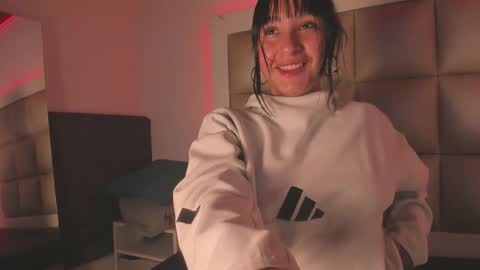 Snapshot of bibiana_js_ chatting on 19, 12, 2025 bibiana_js_ online show from 19, 12, 2025