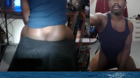 Snapshot of bicepsandfrot chatting on 1, 4, 2026 BicepsandFrot online show from 1, 4, 2026