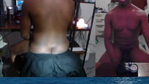 Snapshot of bicepsandfrot chatting on 7, 4, 2026 BicepsandFrot online show from 7, 4, 2026