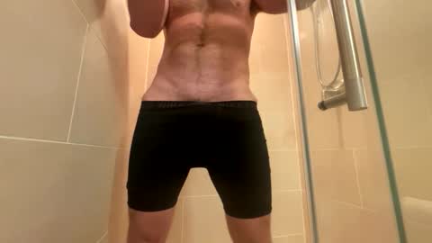 Snapshot of bicuriousbigdick chatting on 25, 3, 2026 bicuriousbigdick online show from 25, 3, 2026
