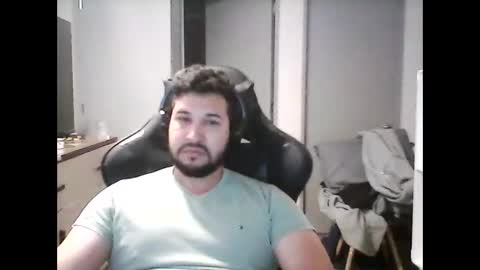 Snapshot of big_latin_boy_full_cum chatting on 23, 12, 2024 latinBoyHuge online show from 23, 12, 2024