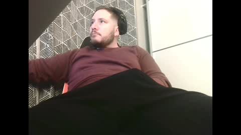 Snapshot of big_sele chatting on 8, 2, 2025 bigbroly88 online show from 8, 2, 2025