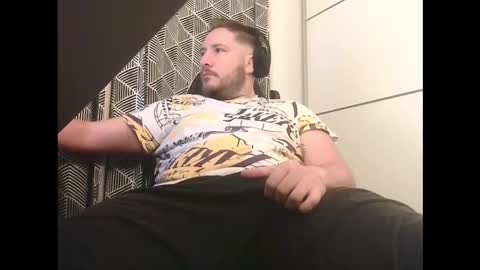 Snapshot of big_sele chatting on 9, 11, 2025 bigbroly88 online show from 9, 11, 2025