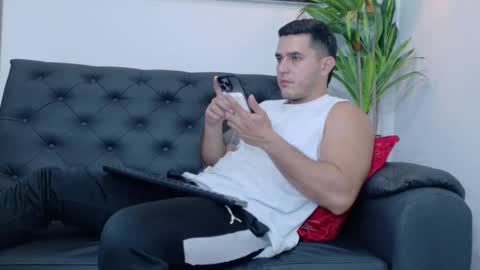 Snapshot of big_tylerr chatting on 11, 2, 2026 Tylerr online show from 11, 2, 2026