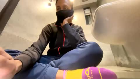 Snapshot of bigasian20177 chatting on 18, 1, 2025 Your toy online show from 18, 1, 2025