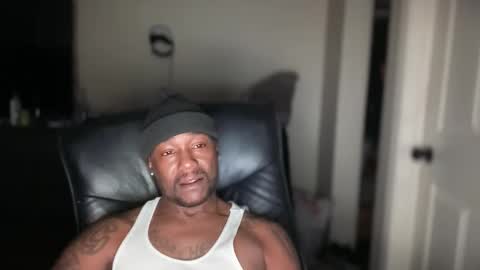 Snapshot of bigbackwoodcali chatting on 10, 1, 2026 bigbackwoodcali online show from 10, 1, 2026